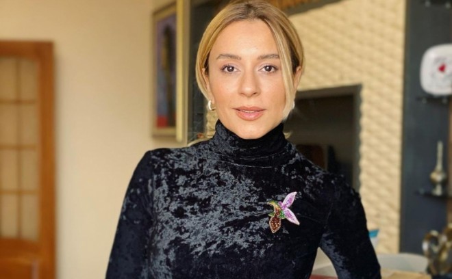 Tünzalə prodüserinə hansı şərti qoyur?