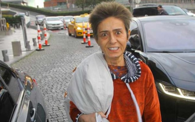 Yıldız Tilbe tərzi ilə&nbsp;diqqət çəkdi