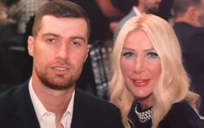 Seda Sayan oğluna maddi dəstək verəcək