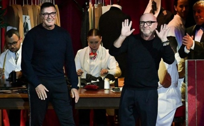 Məşhur blogerdın təzminat tələb olunur