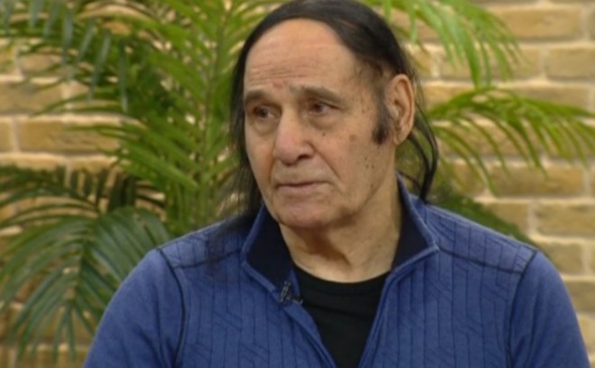 Xalq artisti övladlarından danışdı