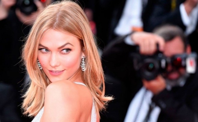 Karli Klossun ana oldu - foto
