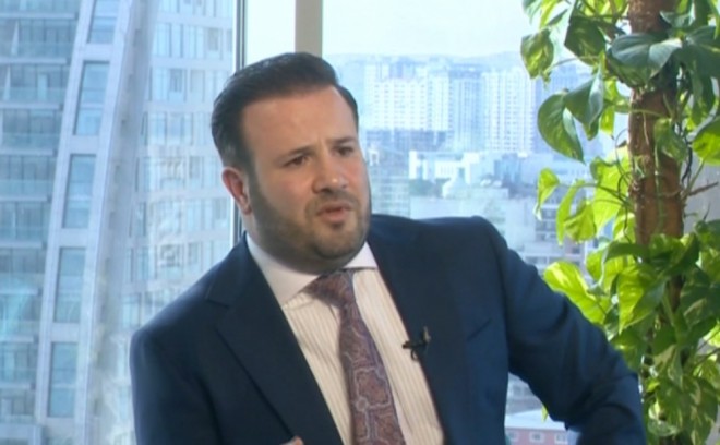 "Şəhidlərin qanı hələ soyumayıb..."