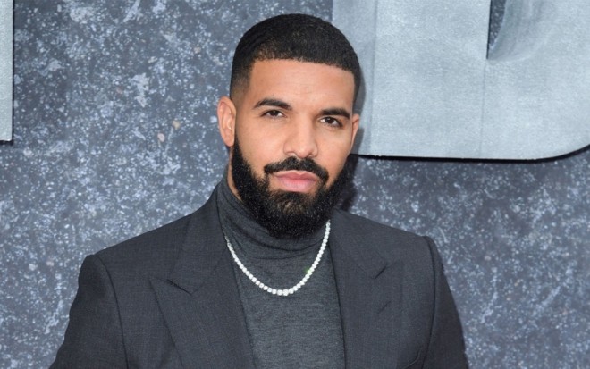 Dreykin evinə bıçaqlı hücum olub