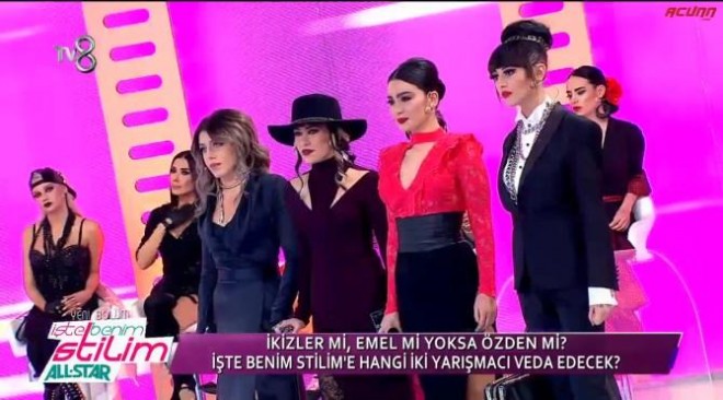 Onların gedişi hamını ağlatdı