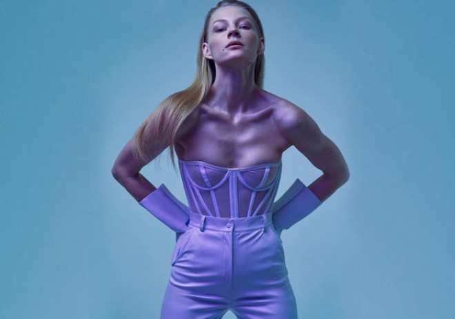 Kosmosda filmə çəkiləcək aktrisa əməliyyata göndərildi - foto