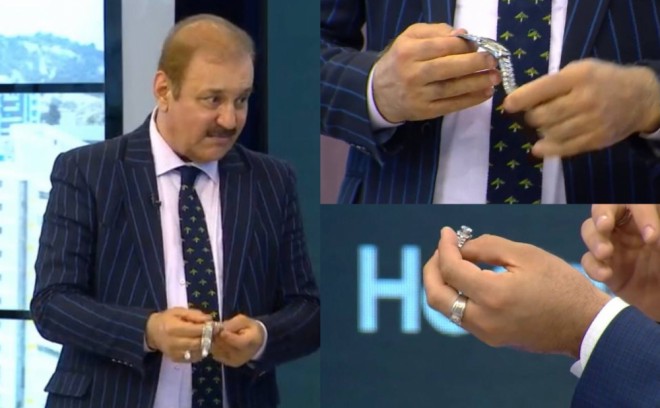 Əməkdar artist saatını 70 manata alıb