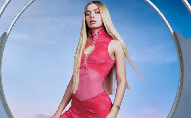 Aleyna Tilkini qapıdan kim qovub?