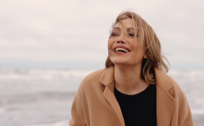 Nura afrikalı İdd Azizlə duet oxudu - video