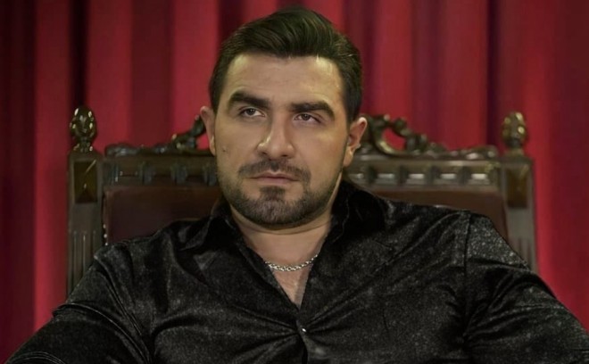 Talıb nişanını niyə qaytarıb? 