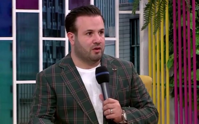 Elnur "10-da görüşək"də qonaq oldu - video