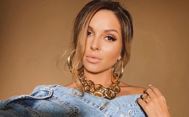 Müğənni ikinci dəfə ana olacaq - foto
