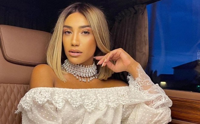 Xalq artisti telekanallardan narazıdır