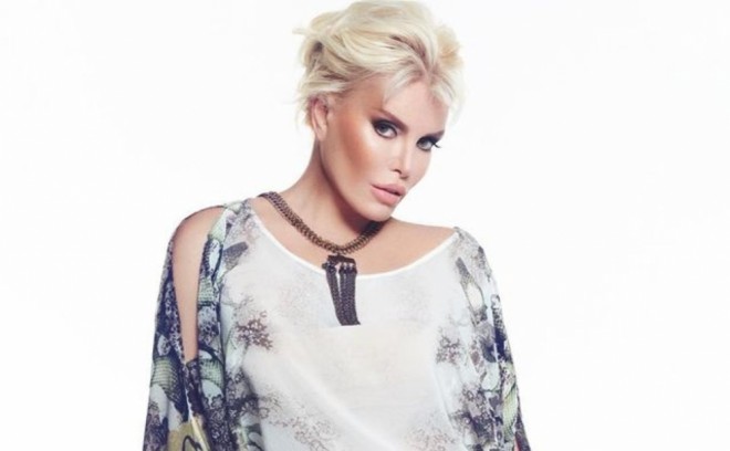 Ajda Pekkan Bodrumdan getmək istəmir