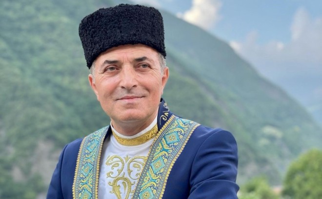 Muğam ifaçısı ilk dəfə ailəsindən danışıb