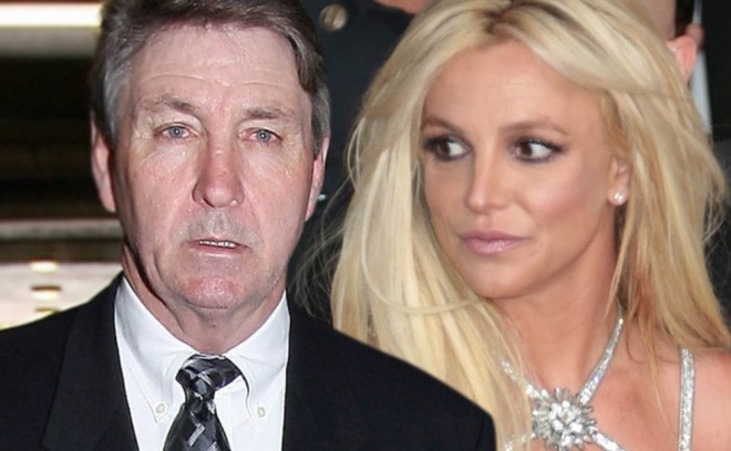 Britni Spirs psixiatrik klinikaya aparılır