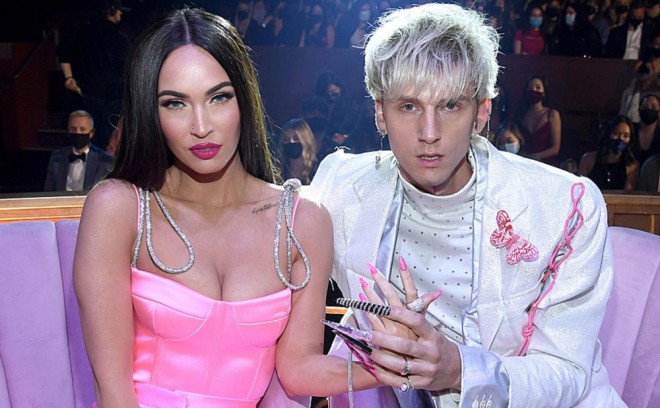 Qan Kelli model ilə bağlı açıqlama verib