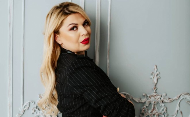 Zümrüd ilk dəfə serialda rol alıb