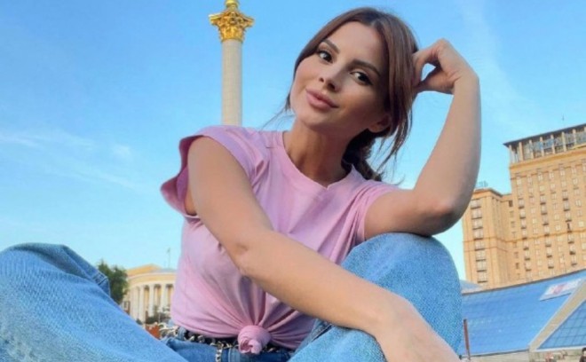 Aynişan günlərlə xəstə yatır