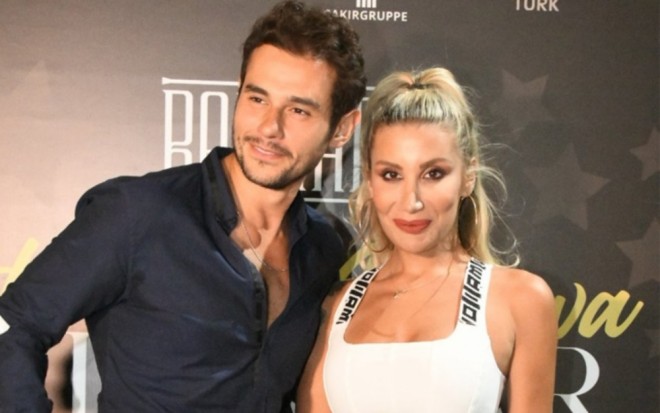 İrəm Derici yeni eşqə düşüb