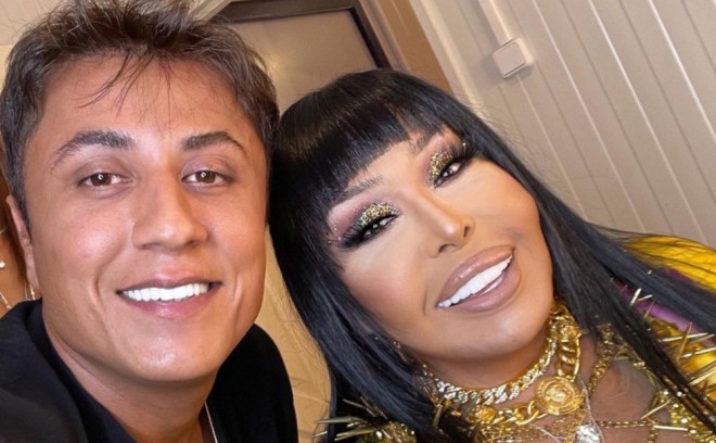 Anar Bülənt Ərsoyu makiyaj etdi - foto