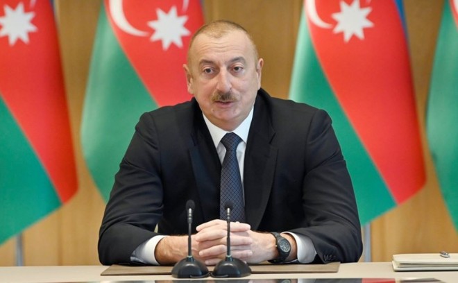 Prezident Bakı Musiqi Akademiyasının əməkdaşlarını təltif etdi