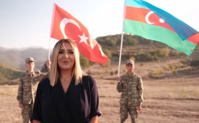 "Şuşanın dağları" mahnısını Şuşada oxudu