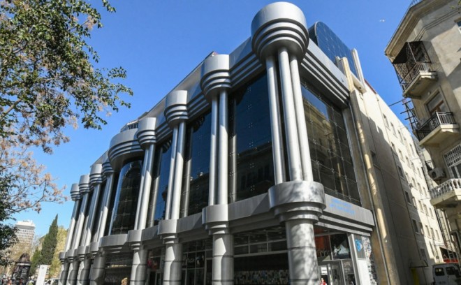 Gənc Tamaşaçılar Teatrı festivala hazırlaşır