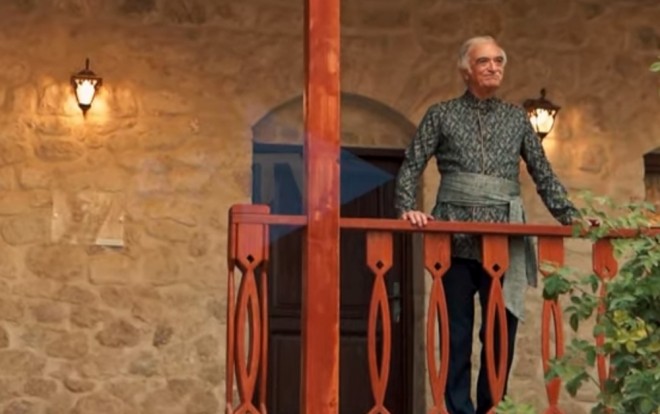 Polad Bülbüloğlu Şuşada oxudu - video