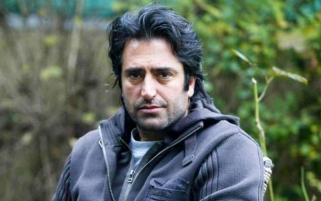 Mahsun Qırmızıgül yenidən səhnəyə qayıdır