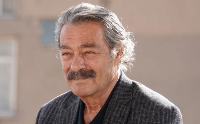 Aktyorun müalicəsi davam etdirilir