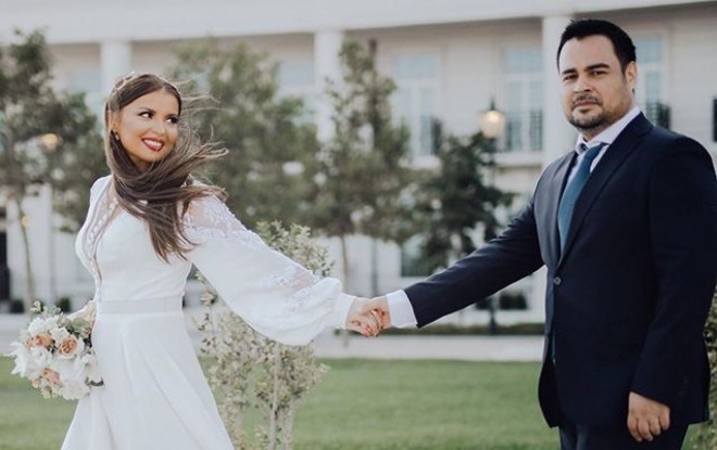 Sevda toydan başabaş çıxıb