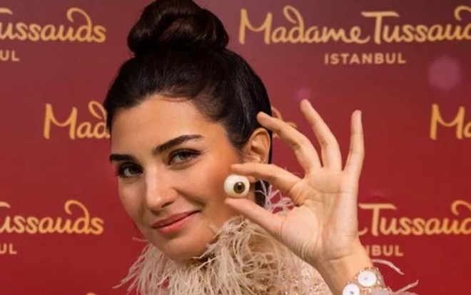 Aktrisanın mumdan heykəli hazırlanır - foto