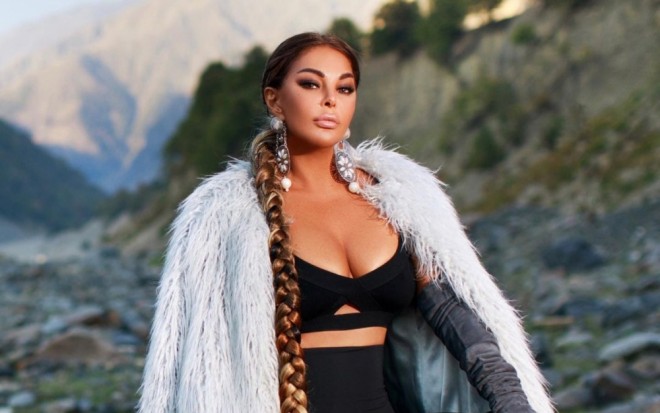 Aygün imicini yenə dəyişdi - foto