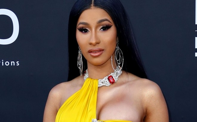 Bloqçu müğənniyə 1,25 milyon dollar ödəyəcək - foto