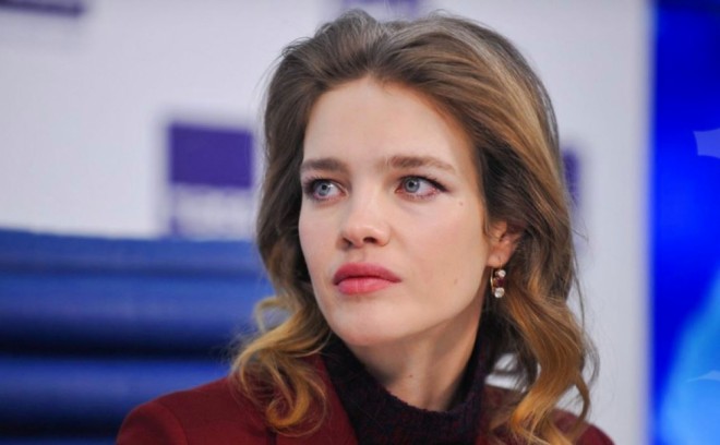 Rusiyalı model uşaqları düşünür