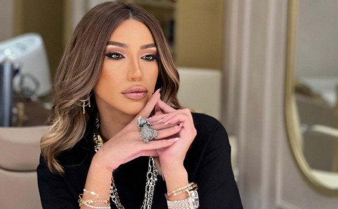 "Gözümün üstündəki əti kəsdirmək istəyirəm..." 