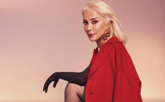 İradə saçını boyadı, imicini dəyişdi - foto