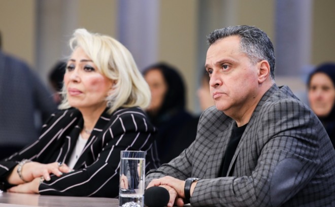 Əməkdar artistlər küsülülüyə son qoyublar
