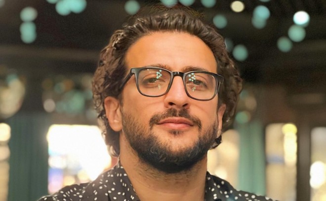 Əməkdar artist saç düzümünü dəyişib - foto