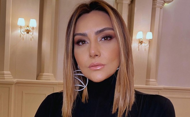 "Xəyallarla, arzularla yaşaya bilirəm..." 