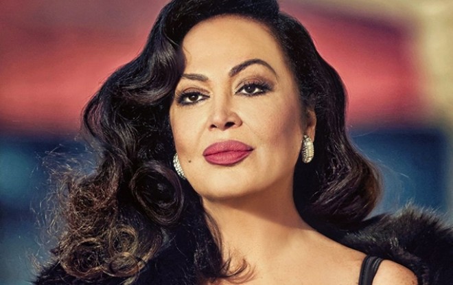 Türkan Şoray istirahət üçün Bodrumu seçib
