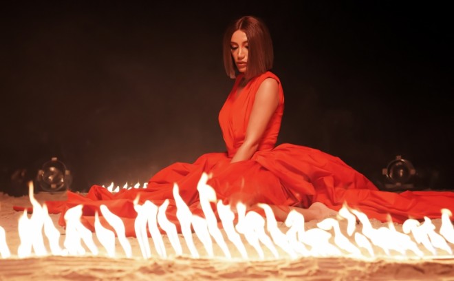 Röya “Ağla” klipini təqdim edib - foto