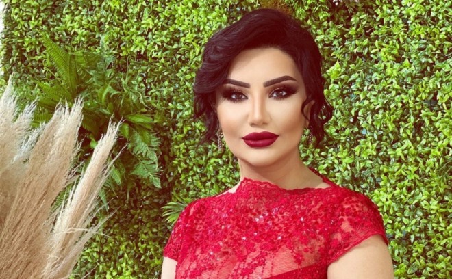 Əməkdar artist buxaq hissəsini balacalaşdırıb
