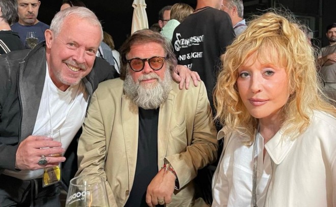 "Nadir görüşdür, elə deyilmi?" 