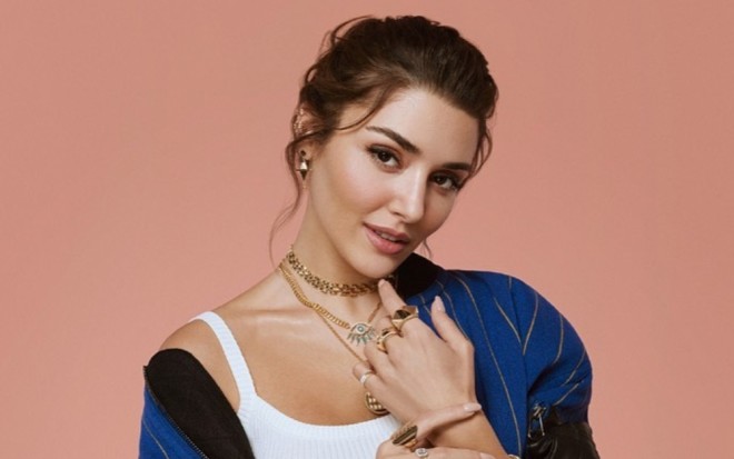 Aktrisa 1,5 milyon lirə  qazanıb