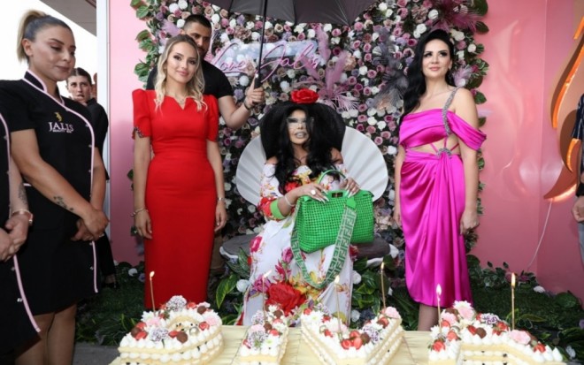 Bülənt Ərsoyun 100 min manatlıq çantası - foto