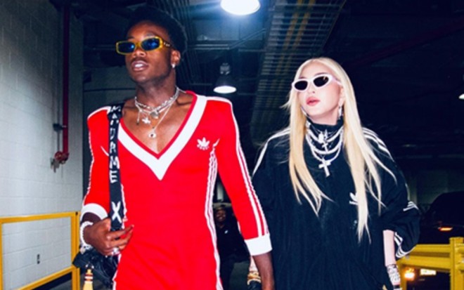 Madonna oğlu ilə boks matçında - foto