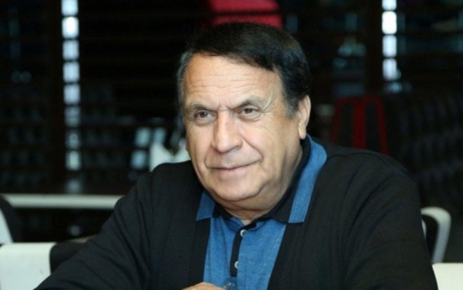 Xalq artisti toylara getməməsinin səbəbini açıqladı