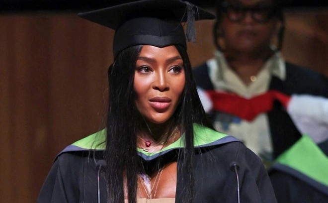 Supermodel fəxri doktor olub - foto